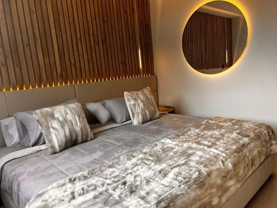 Poblado Park Luxury Apartment'S Medellin