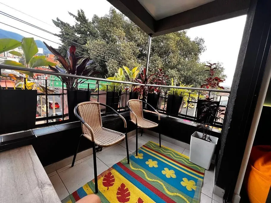 הקונטקטים של Poblado Park Luxury Apartment\'S